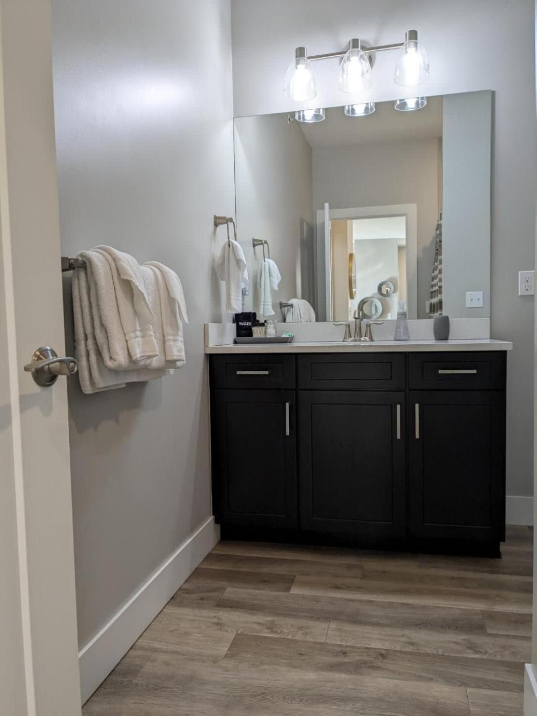 Downtown Traverse City Condo - Capri 209 Luaran gambar