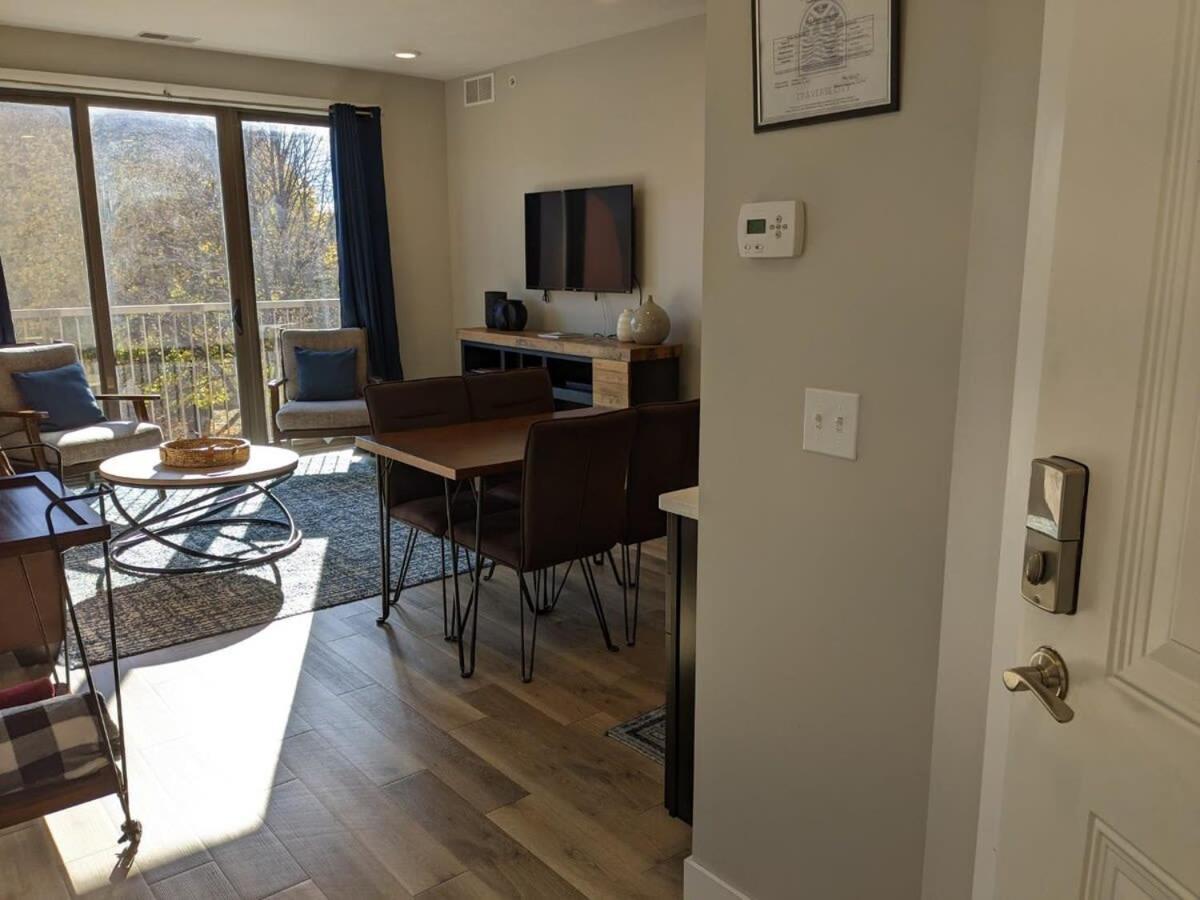 Downtown Traverse City Condo - Capri 209 Luaran gambar