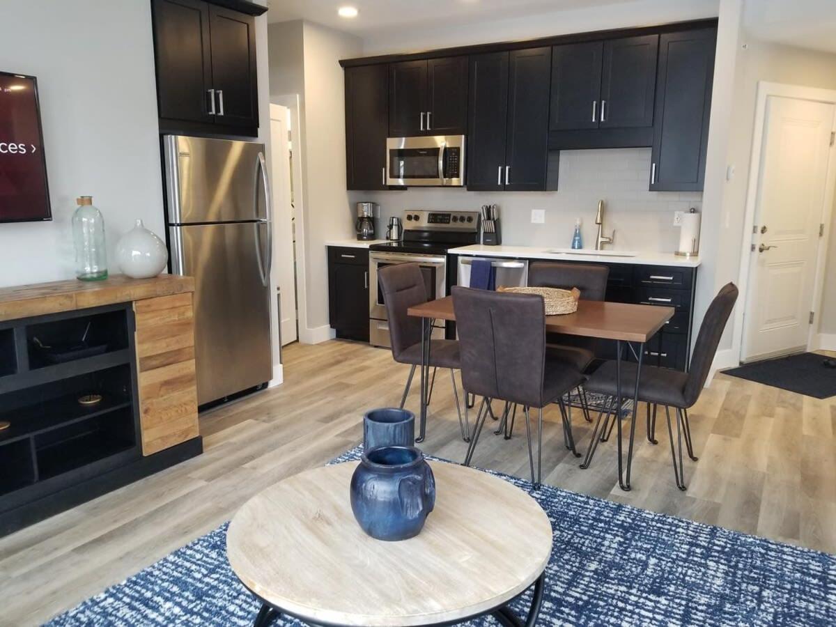 Downtown Traverse City Condo - Capri 209 Luaran gambar